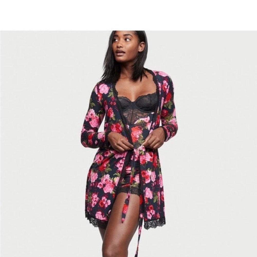 VICTORIA'S SECRET
Modal Wrap Robe & Lace Slip - Picture 7 of 12